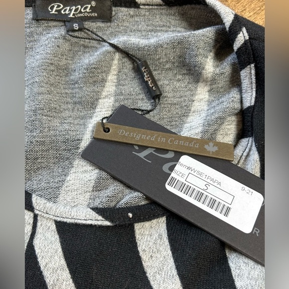 NWT Papa Vancouver Gorgeous Tunic Sweater - Size Small in Monochrome - Picture 6 of 9
